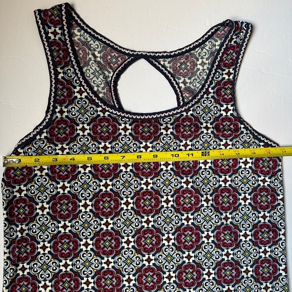 MAX STUDIO Shift Dress Navy Red Floral Sleeveless Stretch Scoop neck Size Medium - Picture 2 of 7